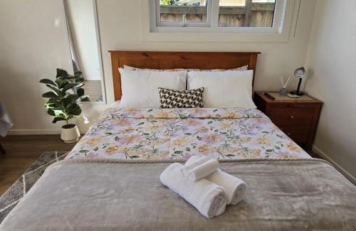 Papakura Apartment | Private Studio Sleepout in Aucklands Convenient Location