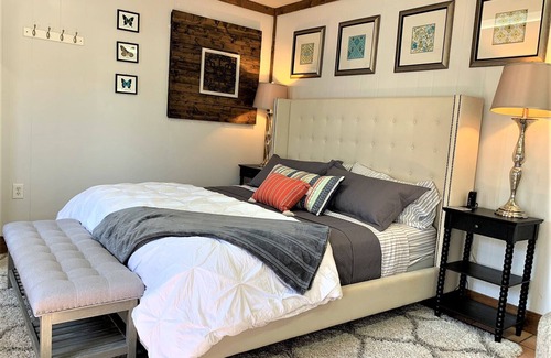 Austin House | ☆ Private Studio w/Patio & Grill near Swimming & Wineries ☆