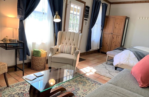 Austin House | ☆ Private Studio w/Patio & Grill near Swimming & Wineries ☆