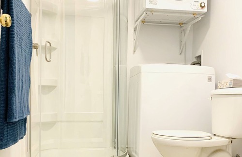 Hammonds Plains Bed & Breakfast | Private suite in quiet neighbourhood