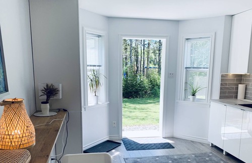 Hammonds Plains Bed & Breakfast | Private suite in quiet neighbourhood