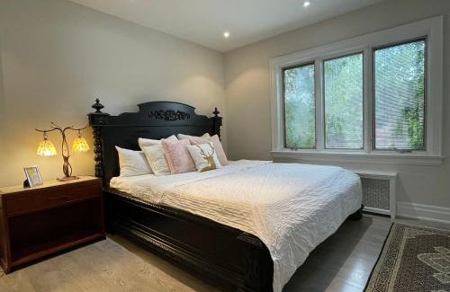Forest Hill South House | Private Suite in Forest Hill with full kitchen and parking