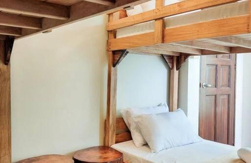 San Juan House | Private Townhouse (Serenia Homestay)