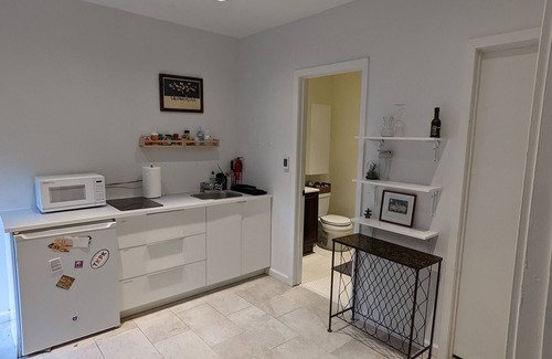 Takoma Park House | Private two story guesthouse in Takoma Park