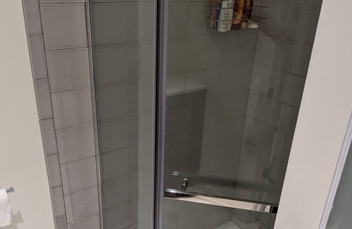 Takoma Park House | Private two story guesthouse in Takoma Park