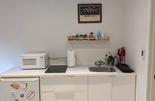 Takoma Park House | Private two story guesthouse in Takoma Park