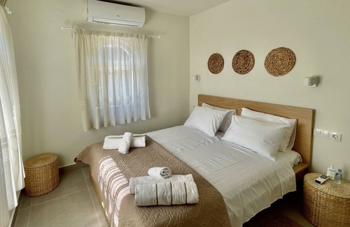Limenas Chersonisou Villa | Private villa surrounded by olives -5 min walk from downtown/beach