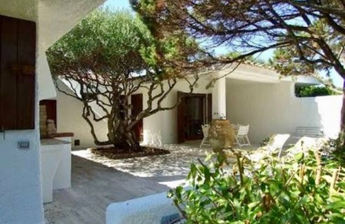 Portobello di Gallura Villa | Private villa Giulia. A stone's throw from the beach.