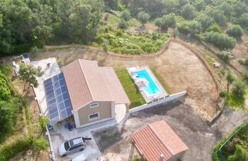Corfu Town Villa | PRIVATE VILLA MAOTHIS