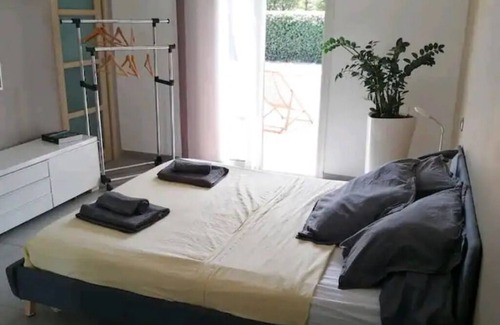 Pia Villa | Private villa pool air conditioning 10 minutes from the beach