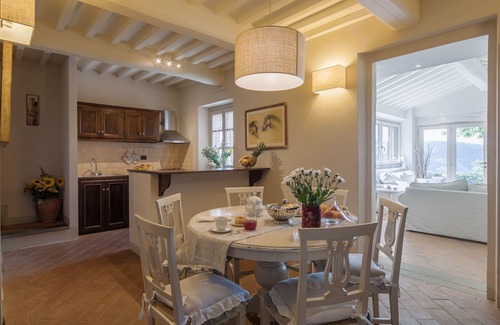Pieve di Chio Villa | Private Villa with A/C, private pool, WIFI, TV, patio, panoramic view, parking, close to Cortona