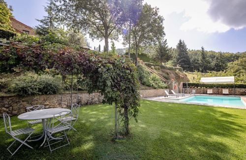 Pieve di Chio Villa | Private Villa with A/C, private pool, WIFI, TV, patio, panoramic view, parking, close to Cortona