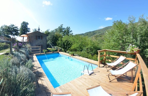 Pontito Villa | Private Villa with A/C, WIFI, private pool, TV, terrace, pets allowed, panoramic view, parking