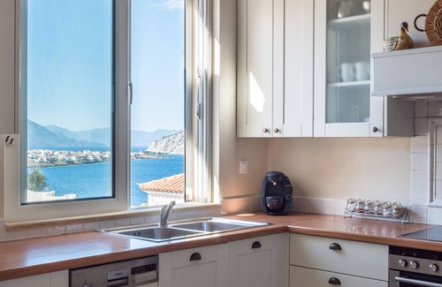 Kontos Villa | Private Villa with Pool, Sea View & Walking Distance To Beach