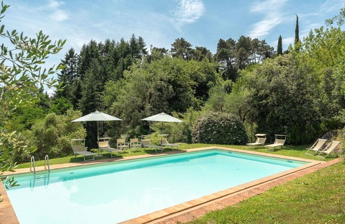 Villabuona Villa | Private Villa with WIFI, private pool, TV, terrace, panoramic view, parking, close to Lucca