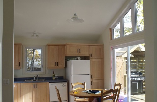 Parham Cottage | Private Waterfront Cottage on Beautiful Bob's Lake