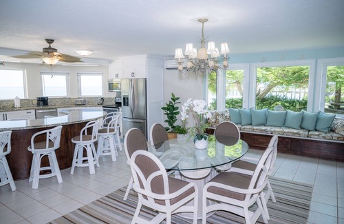 Long Key House | Private Waterfront Home, Heated Pool, Beach, Tiki w/Grill, Dock, Kayaks, Sunset