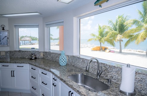 Long Key House | Private Waterfront Home, Heated Pool, Beach, Tiki w/Grill, Dock, Kayaks, Sunset