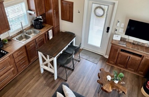 Lindale Cabin | Private Waterfront Lindale Cabin by Tyler and Horse Park