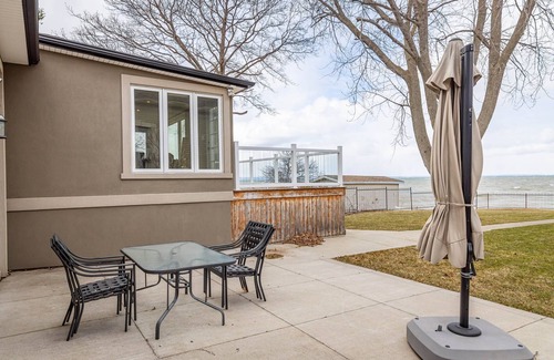 Stoney Creek House | Private Waterfront Paradise Home on Lake Ontario!
