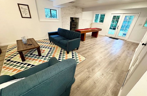 West Hills Cabin | Private wooded retreat cabin with hot tub in Seabeck