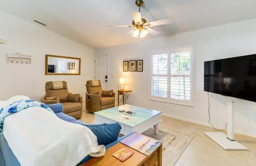 Sebastian Highlands House | Private Yard and Screened Patio Sunny Sebastian Gem