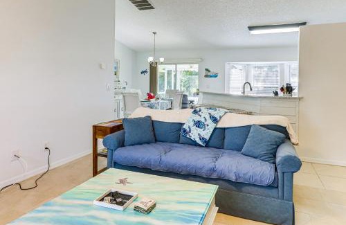 Sebastian Highlands House | Private Yard and Screened Patio Sunny Sebastian Gem