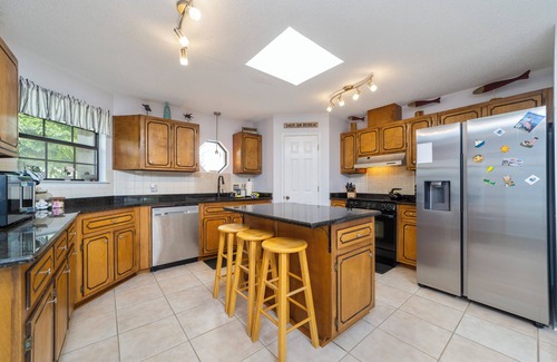 Pensacola House | PrivatePool - GameRm - 2KingBeds ~ 8min to beach - BlueAngelPractice ViewingArea