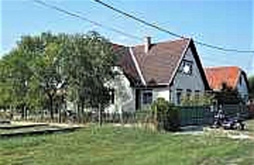 Hortobagy House | Privatzimmer Csikos