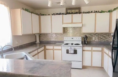 Sundial House | Pro Business Vacation Rental