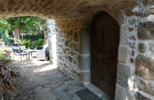 Thoiras House | Proche baignade, La Bergerie de Claire