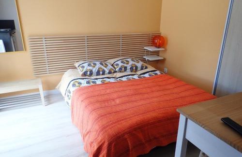 Hillion Apartment | Proche GR34 , Studio "Estrella" , petit cocon accueillant