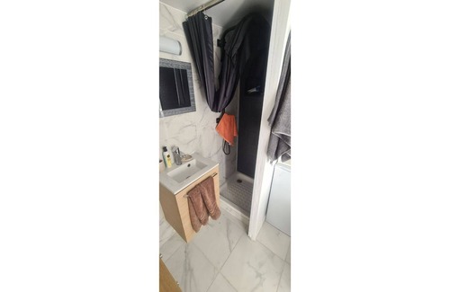 Bobigny Apartment | Proche Métro, Studette Indépendante Avec Extérieur