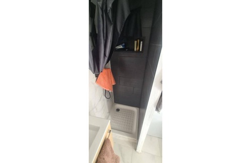 Bobigny Apartment | Proche Métro, Studette Indépendante Avec Extérieur