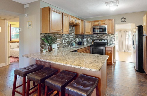 South Pinellas Community Council House | Professionally renovated home near Madeira Beach with shaded patio