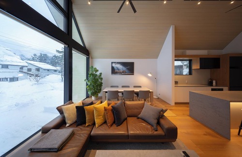 Echo Land Ski Chalet | Prominence by The Hakuba Collection