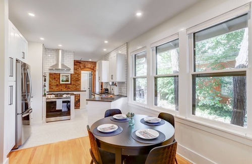 Newlands Condo | PROMO 10% MONTHLY DISCOUNTn 4 Bedroom + 2 Office Downtown Boulder!