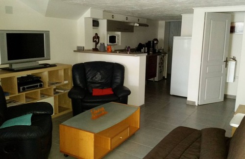 La Couronne House | PROMO JULY AUGUST GD T2 BEAUTIFUL SWIMMING POOL - IN SEASIDE - 55M2 CALM