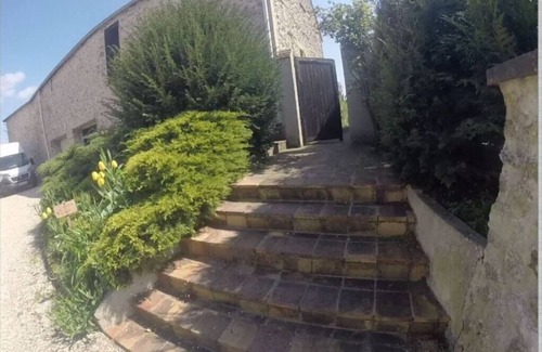 Les Clayes-sous-Bois Villa | PROPERTY FURNISHED RENTAL LONG TERM DISCOUNTS