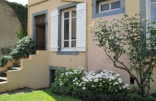 La Pradelle Bed & Breakfast | Propriété Charbaymond