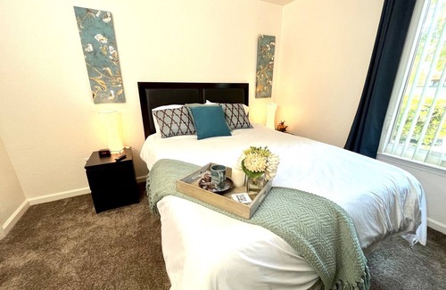 Rancho Cordova Apartment | Pros' Choice: Exclusive Midterm Housing