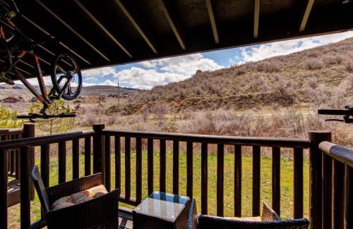 North Park City Apartment | Prospector Lodge 924 by Moose Management
