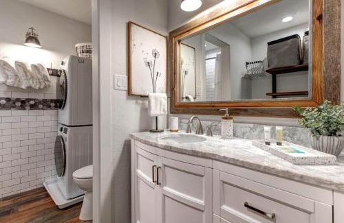 North Park City Apartment | Prospector Lodge 924 by Moose Management