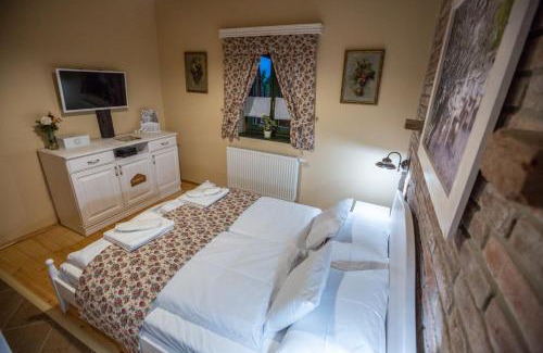 Decs Hotel | Provence Birtok