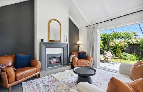 Martinborough House | Provence on Cologne - Martinborough Holiday Home