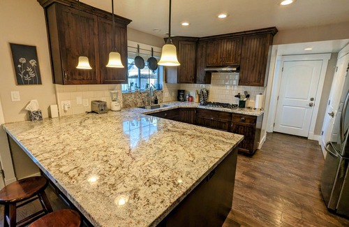Provo House | Provo Family Haven - Sleeps 10