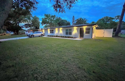 Winter Park House | Prvt Home w/large pool/4Beds/3Baths