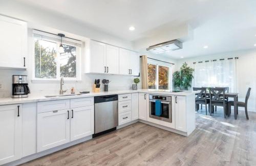 Cottonwood Heights House | Prvt Hot Tub Close to Resorts