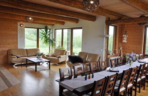 Lutowiska House | Przystanek Bieszczad
