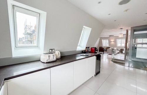 Bayswater Apartment | £4.5m Elegant Penthouse Apartment in Prime London